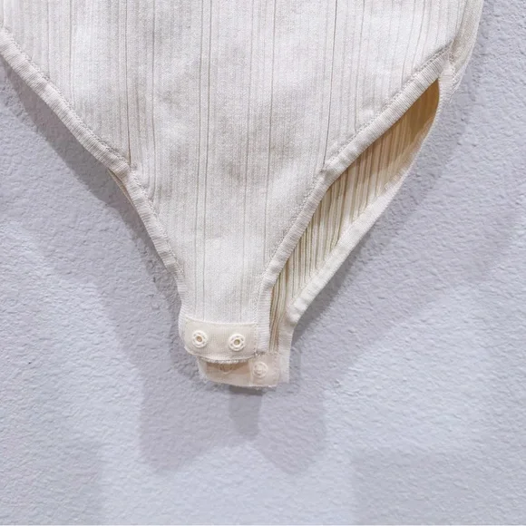 Zara || Ribbed Knit Bodysuit - Picture 10 of 13